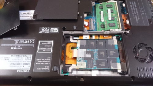 東芝 dynabook R731/C（SSD 128GB）SSDはSATAでなくM.2なので交換するなら要注意 | 運用エンジニアの覚え書き